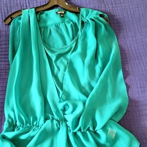 Apt. 9 green blouse size small
